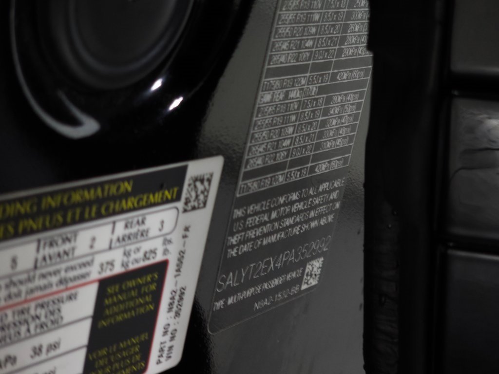 2023 LAND ROVER RANGE ROVER VELAR - Image 34