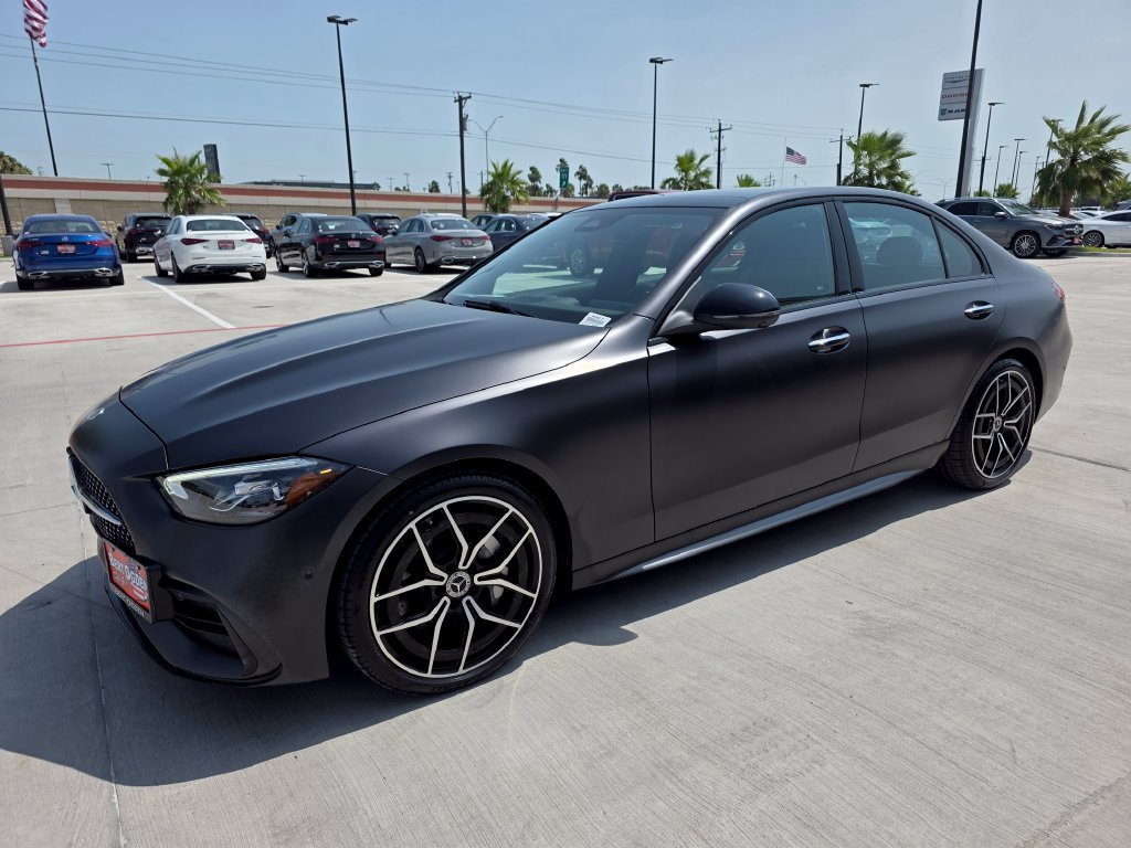 New 2026 MANUFAKTUR exclusive graphite grey magno Mercedes-Benz C 300 image 31