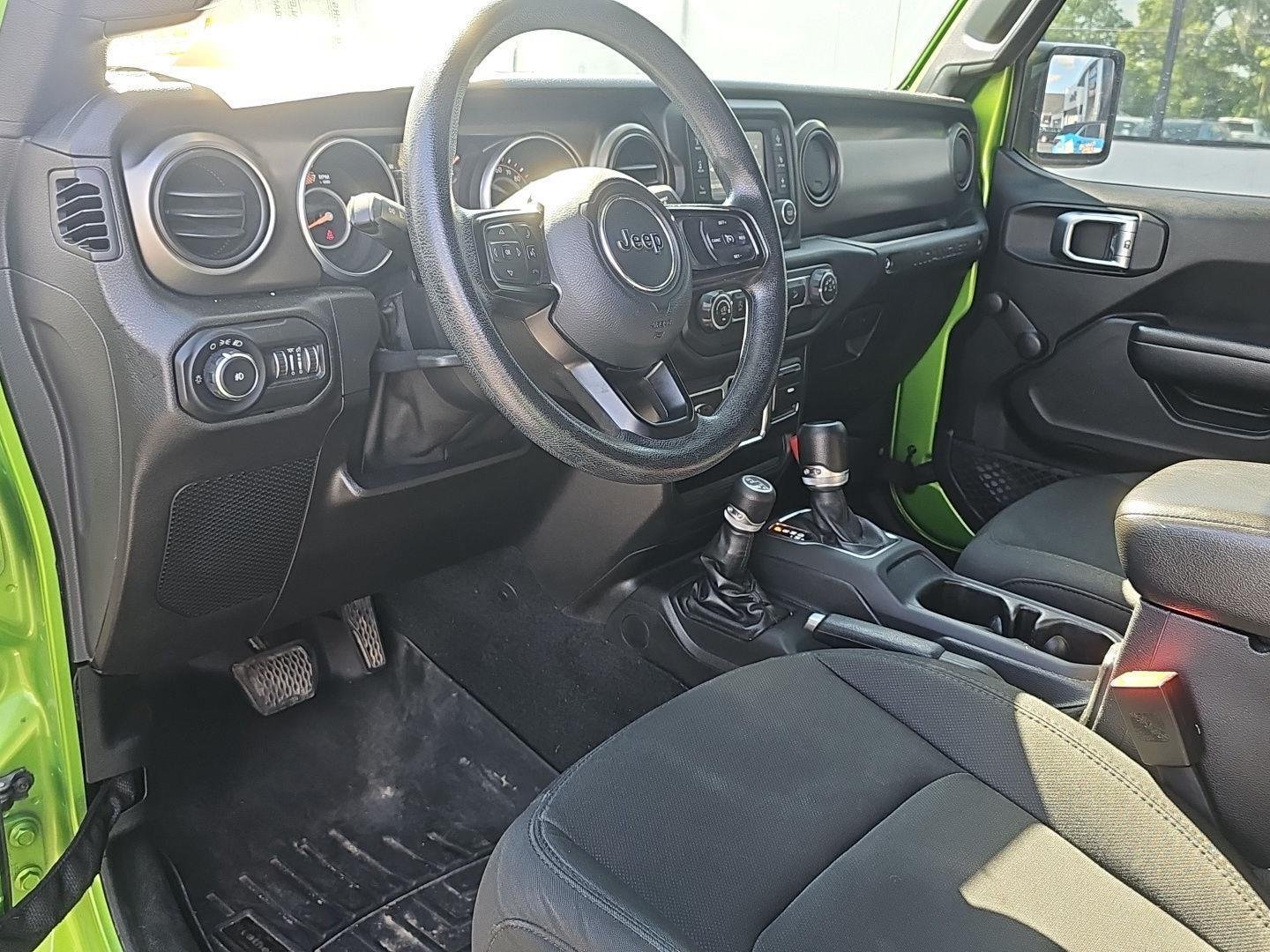 Used 2018 Mojito! Clearcoat Jeep Sport image 13