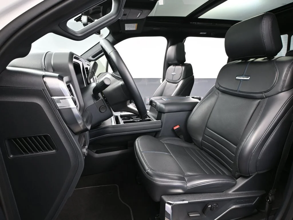 2025 Ford F-250 Super Duty Platinum - Photo 19