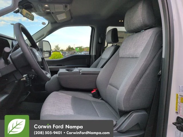 New 2026 Oxford White Ford XLT image 23