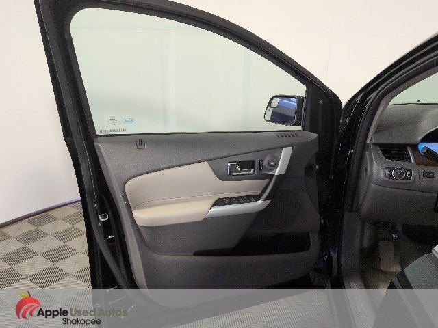 Used 2011 Black Ford Limited image 12