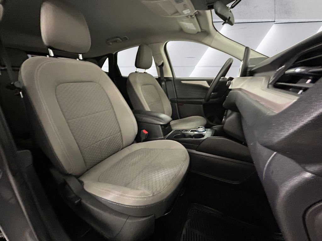 Used 2022 Gray Ford SE image 14