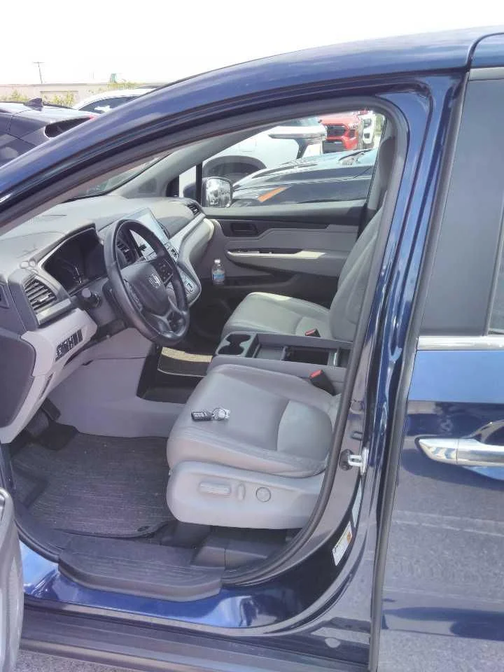 Used 2024  Honda EX-L image 8
