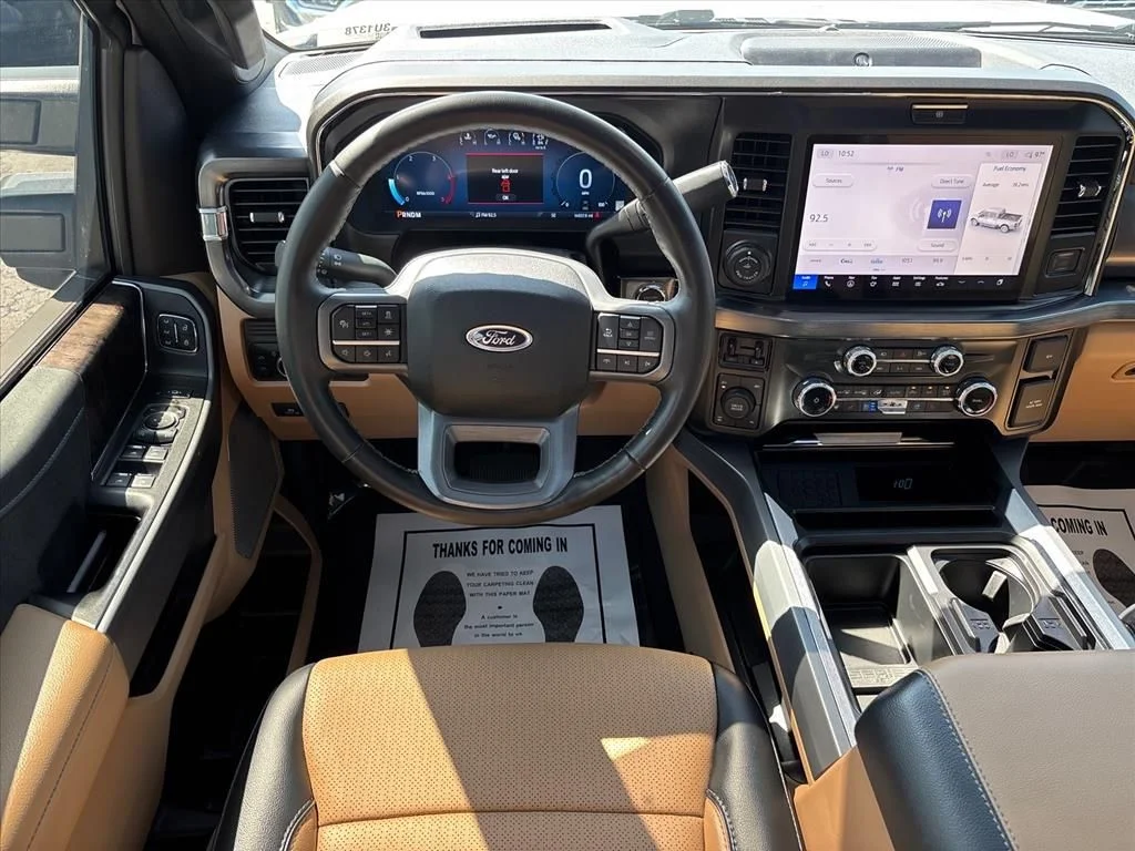 Used 2025 White Ford Lariat image 20