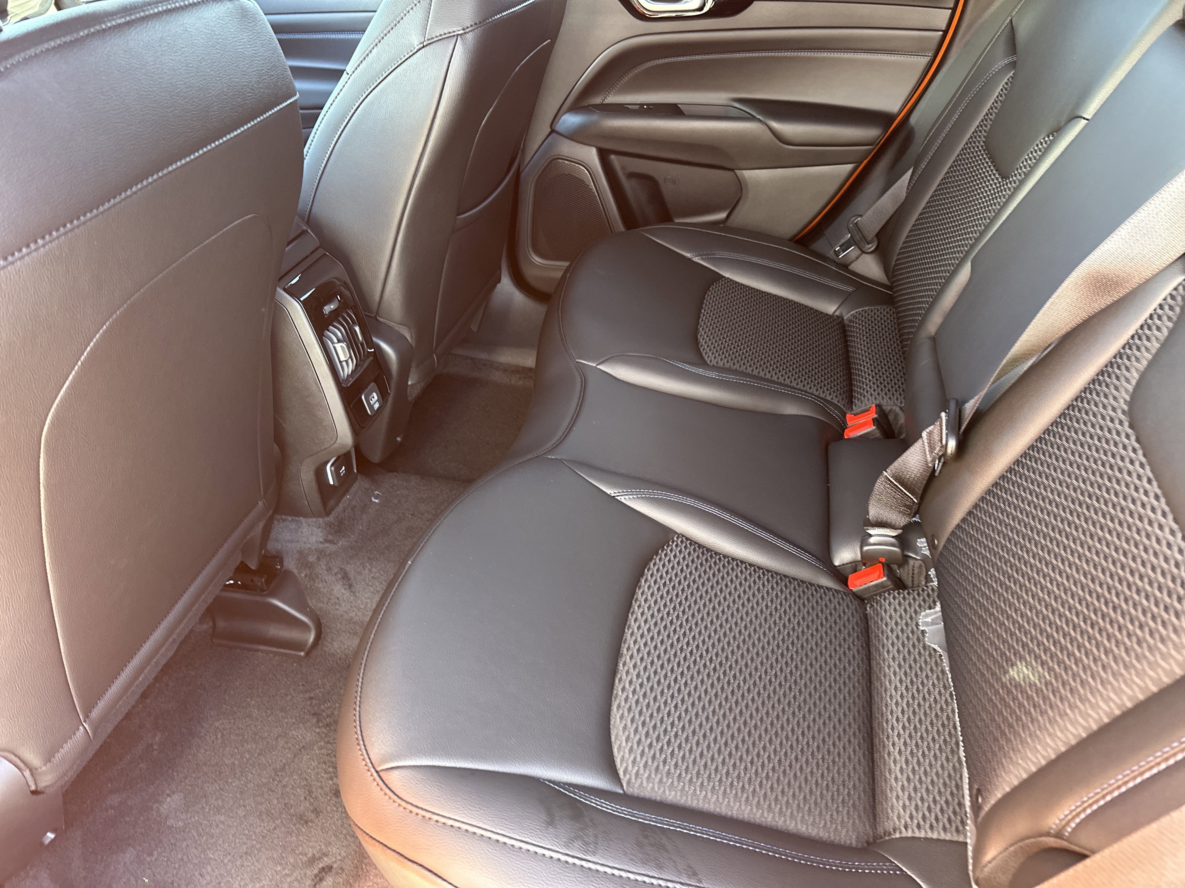 New 2026 Joose (DISC) Jeep Latitude Altitude image 21