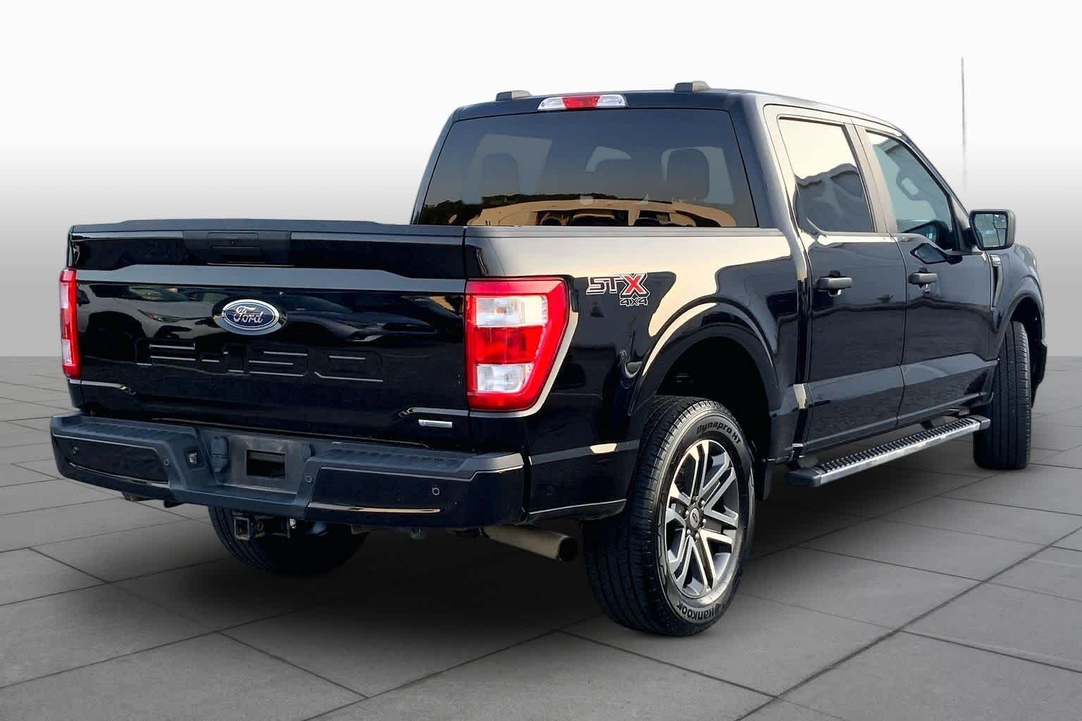 Used 2021 Agate Black Metallic Ford XL image 13