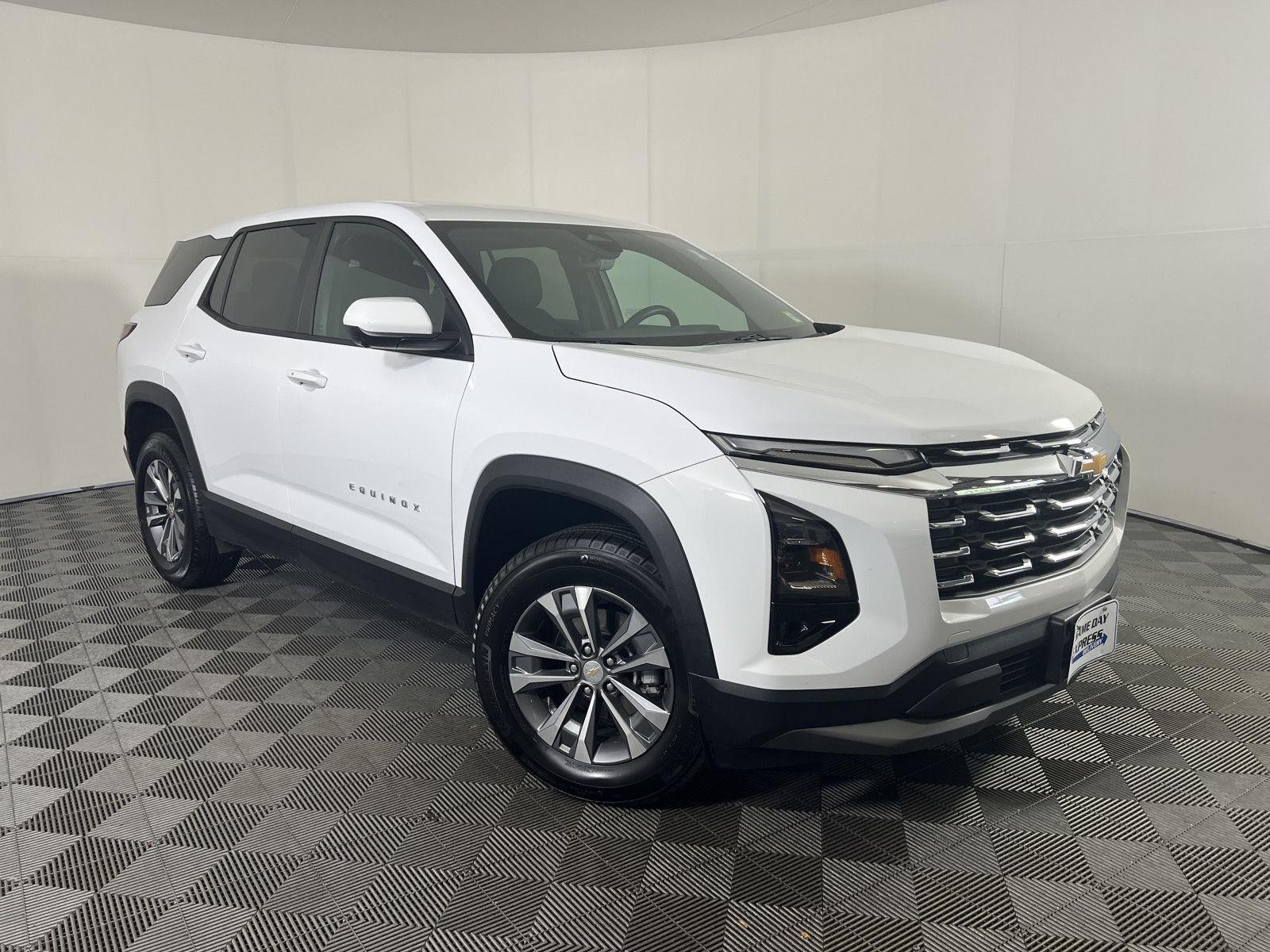 Used 2026 Summit White Chevrolet AWD LT image 1