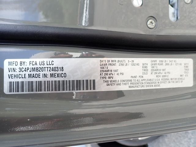 New 2026 Sting-Gray Clear-Coat Exterior Paint Jeep Limited image 16