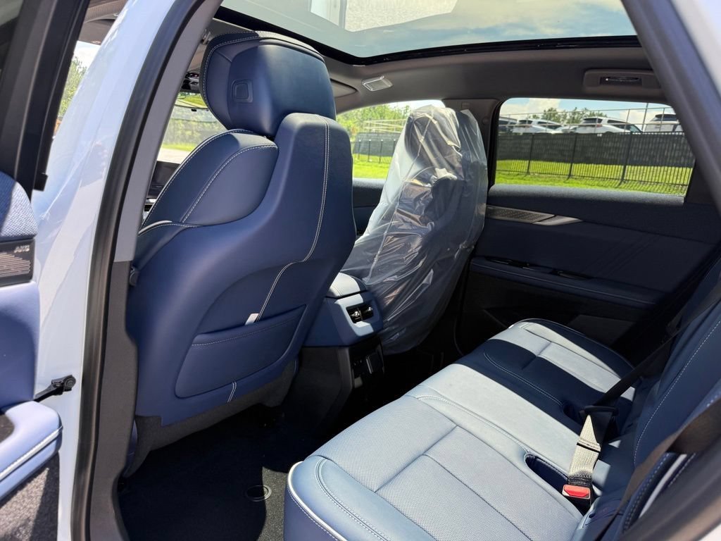 2026 Cadillac OPTIQ Premium Sport - Photo 21