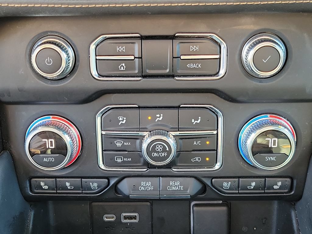 Used 2021 SMOKEY QUARTZ METALLIC GMC AT4 image 32