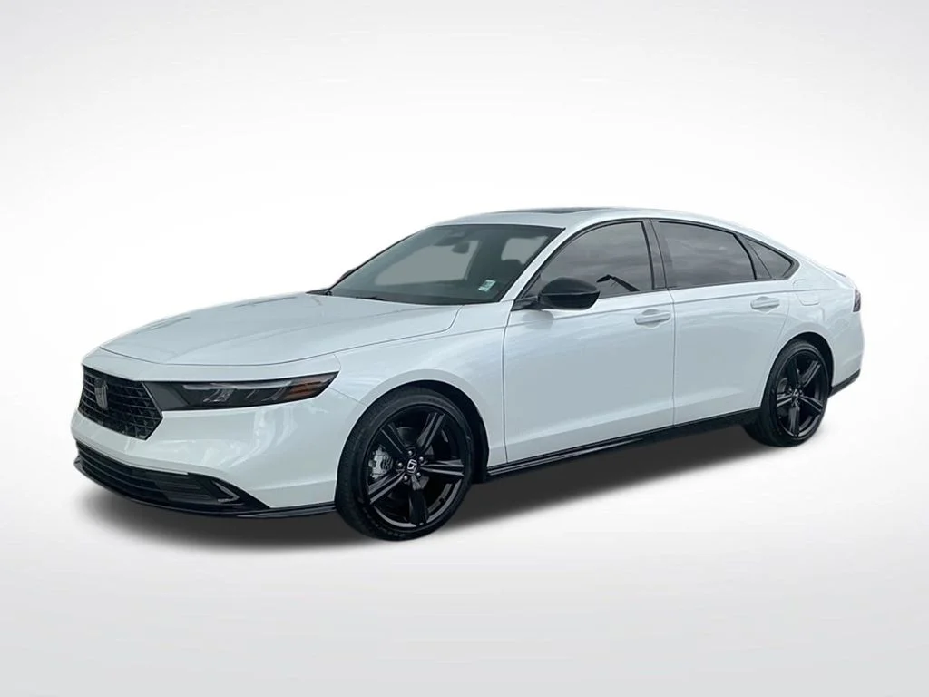 Used 2025  Honda Sport-L image 1