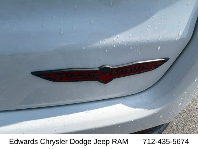 New 2026 Bright White Clear-Coat Exterior Paint Jeep Trailhawk image 33