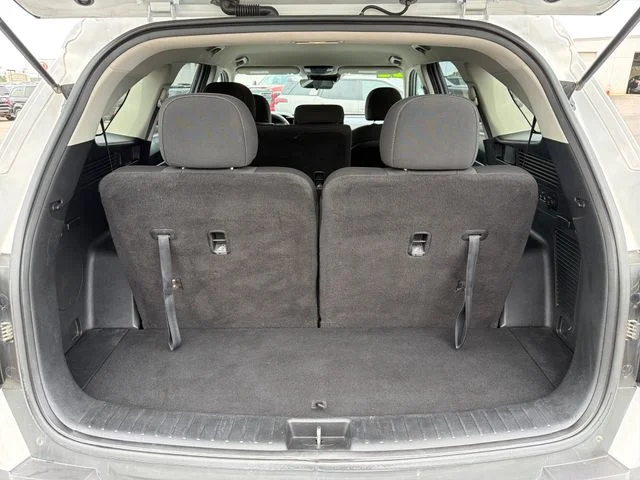 Used 2022 White Kia LX image 24