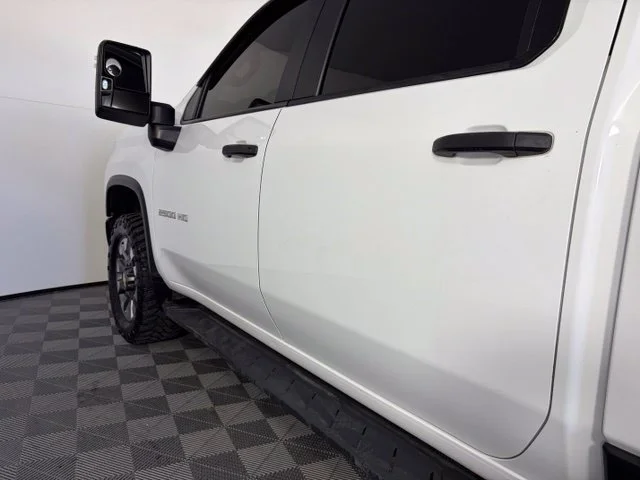 Certified Used 2021 Summit White Chevrolet Custom image 9