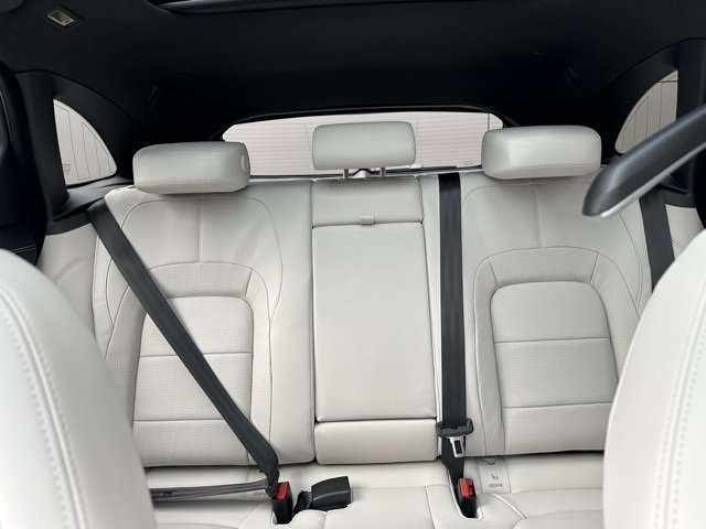 2026 Jaguar F-Pace R-Dynamic S - Photo 31