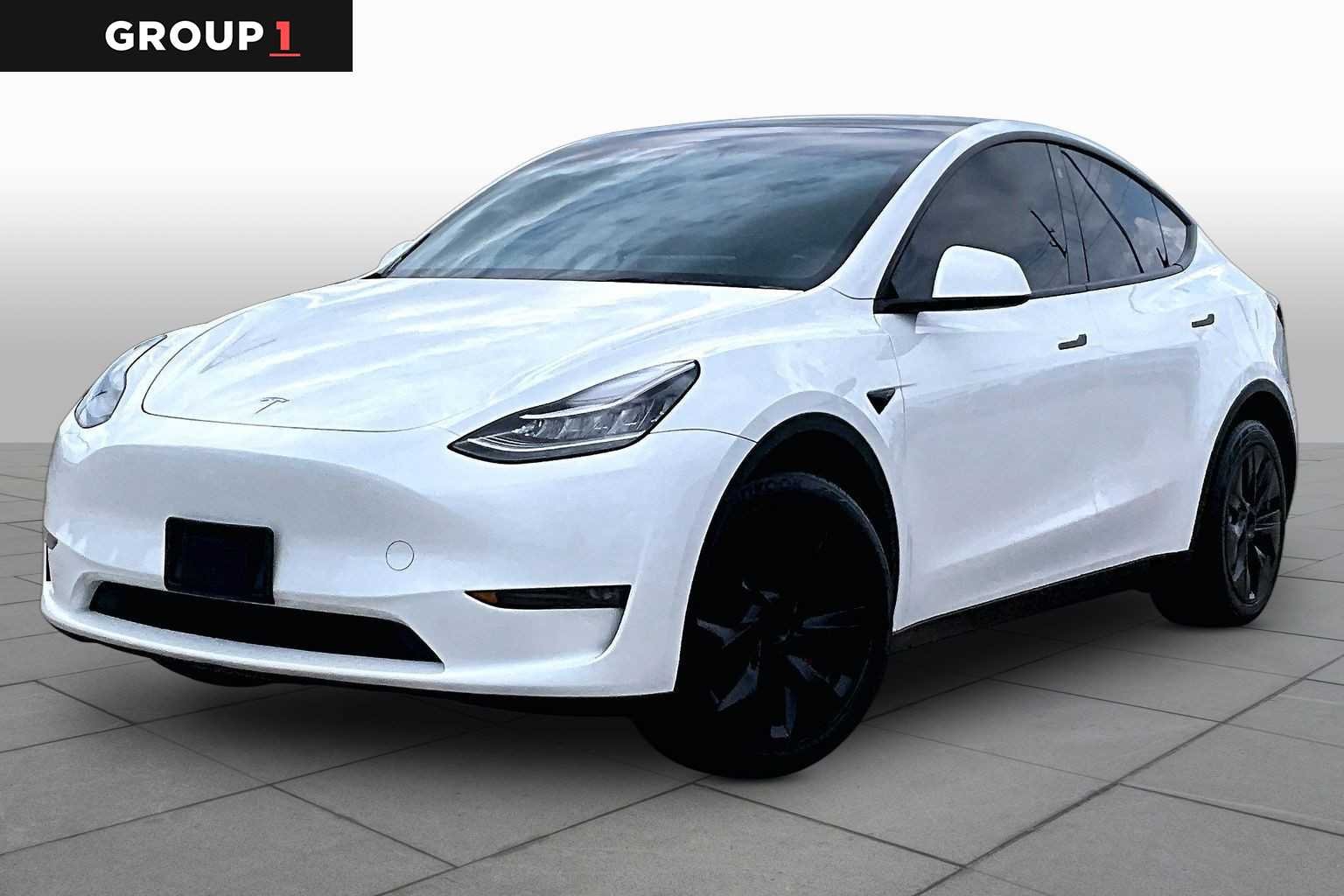 2023 Tesla Model Y Long Range Dual Motor All-Wheel Drive's photo