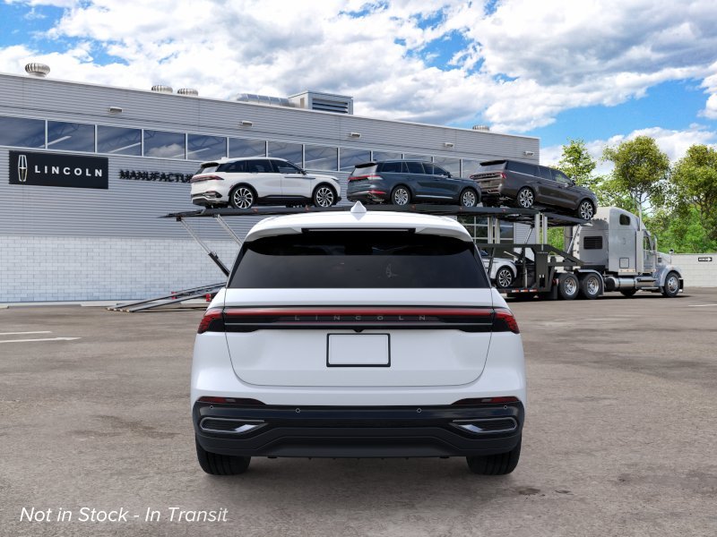 New 2026 White Platinum Metallic Tri-Coat Lincoln Premiere image 5