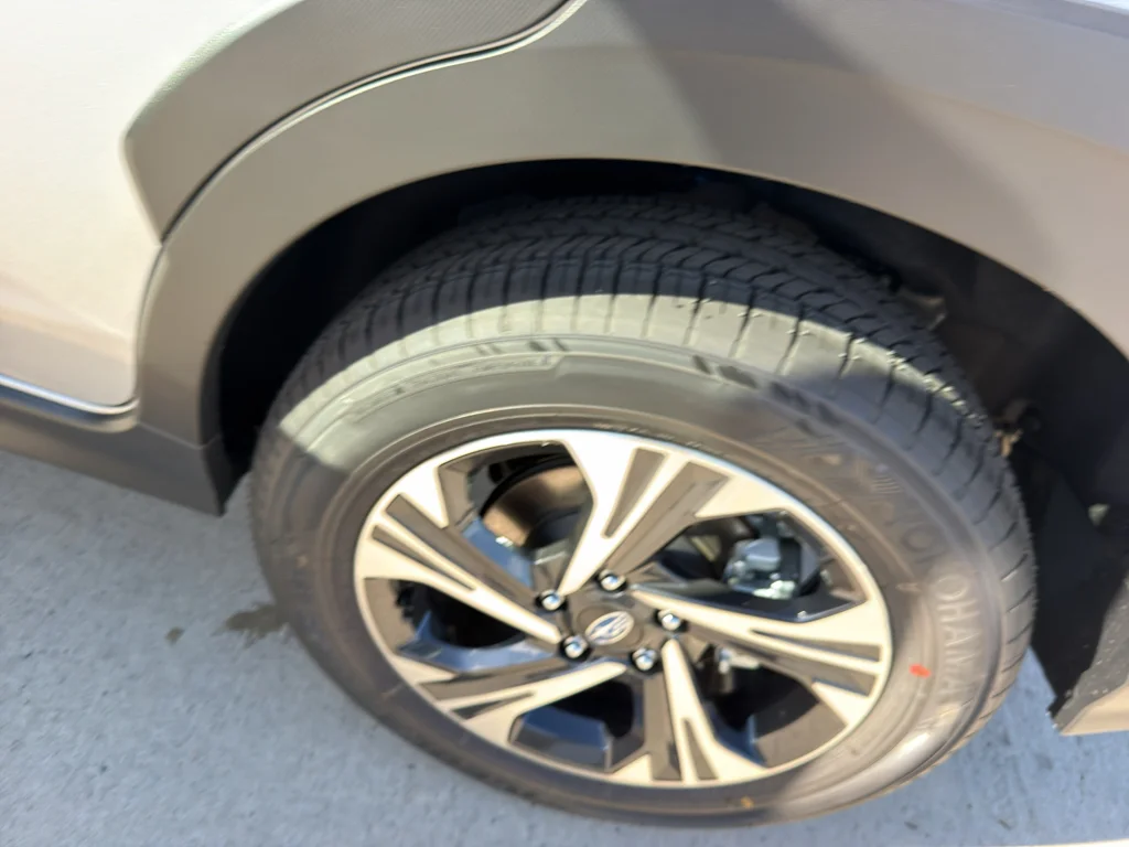 New 2026 ICE SILVER METALLIC Subaru Premium image 12