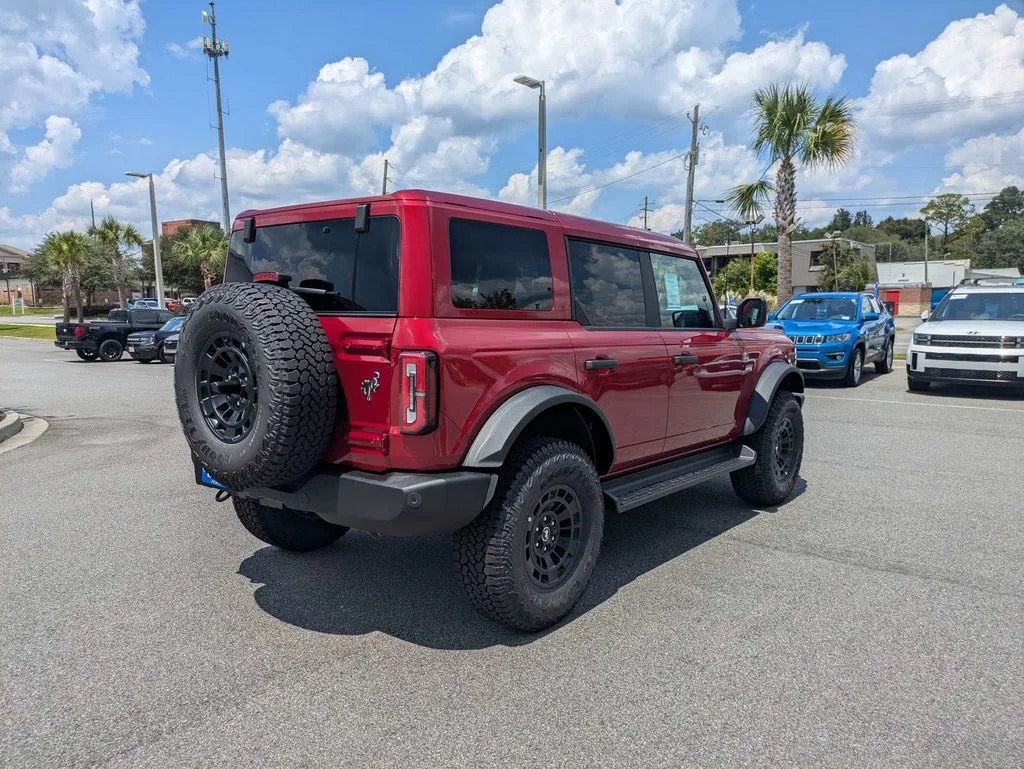 New 2026 Ruby Red Metallic Tinted Clearcoat Ford Outer Banks image 4