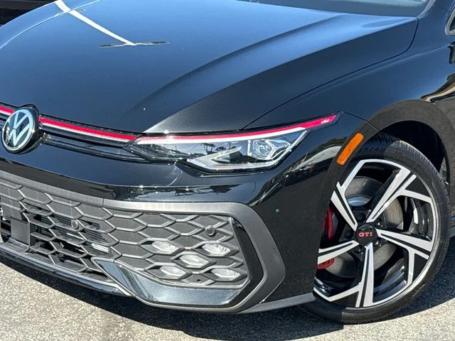 New 2026 Mythos Black Metallic Volkswagen 2.0T SE image 8