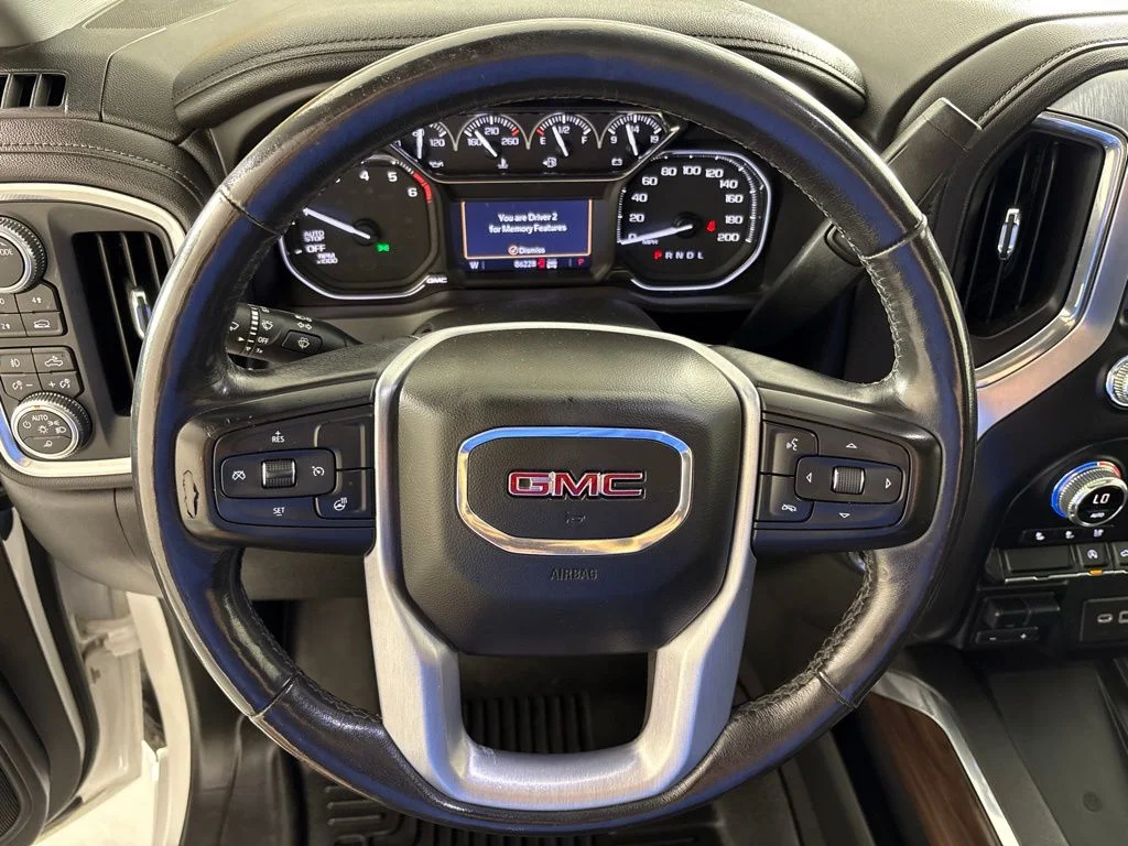 Used 2020 White GMC SLT image 40