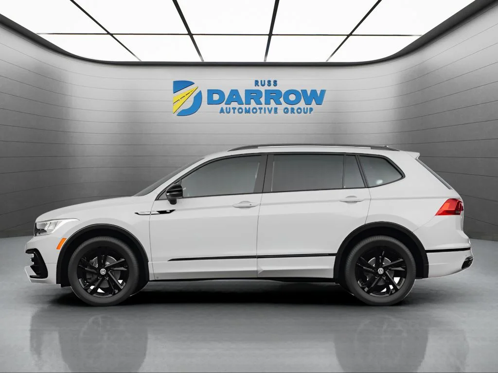 Used 2024 White Volkswagen 2.0T SEL R-Line image 2