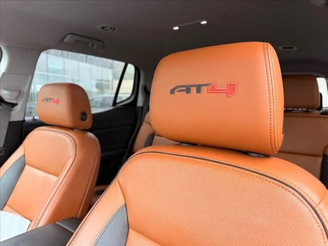 Used 2020 Black GMC AT4 image 12