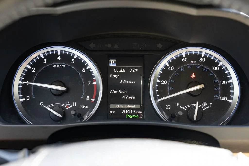 Used 2017 Blue Toyota Limited Platinum image 16