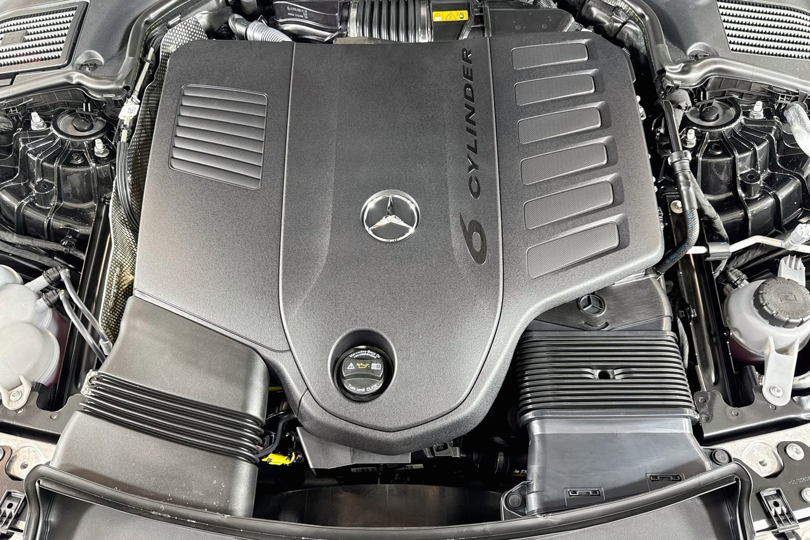 New 2026 Graphite Grey Metallic Mercedes-Benz CLE 450 image 27