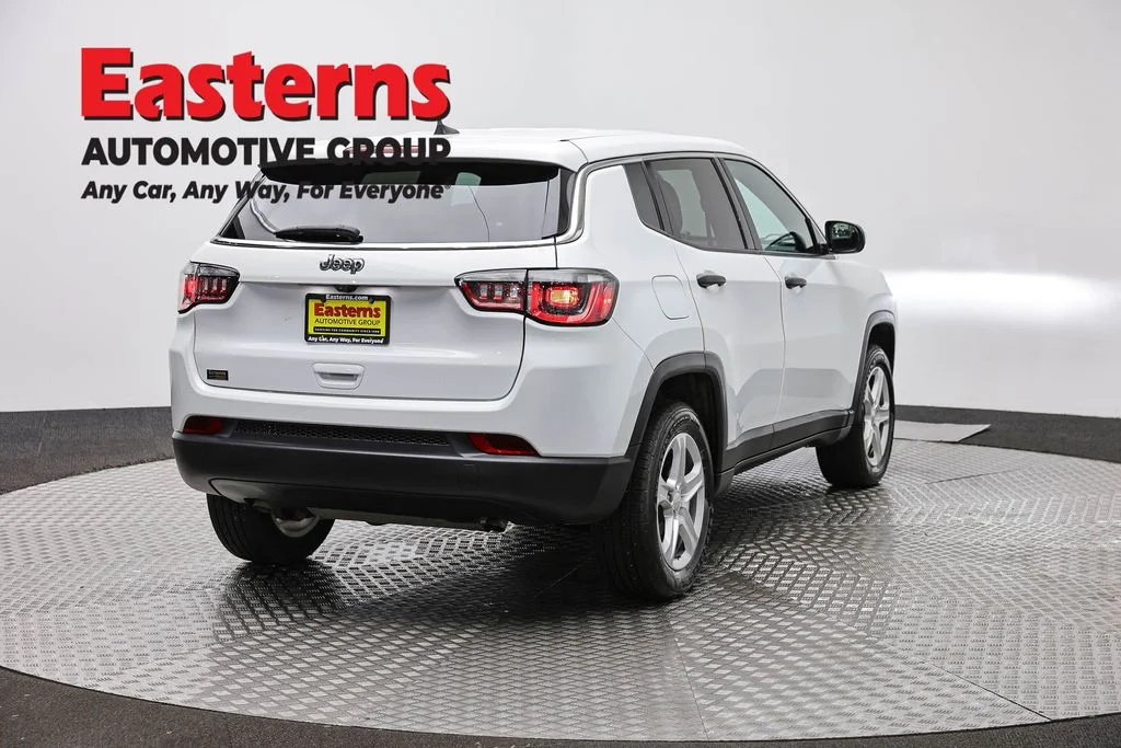 Used 2023 White Jeep Sport image 5