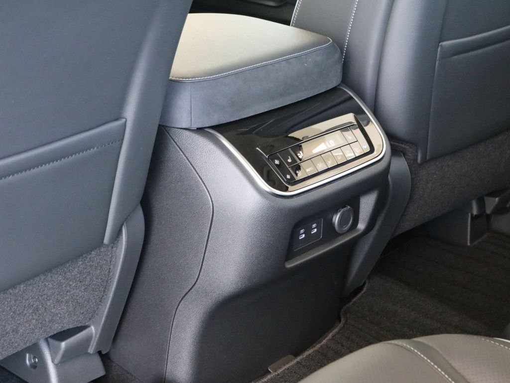 New 2026 BLACK OBSIDIAN INFINITI Luxe 4WD image 34