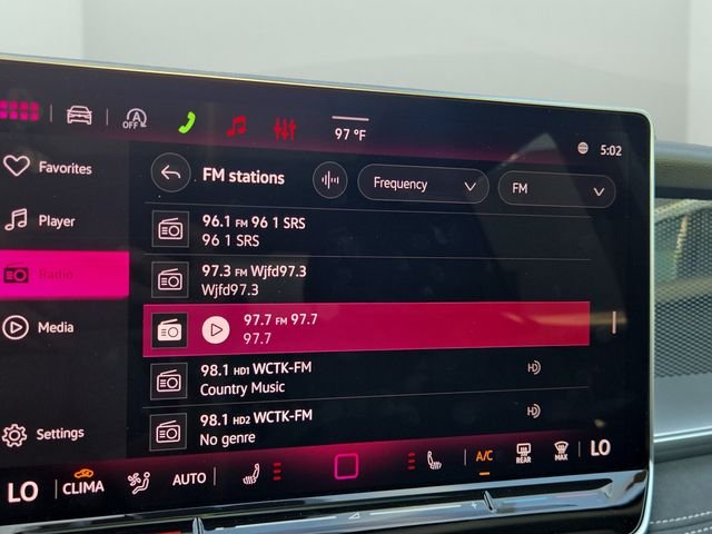 2026 Volkswagen Tiguan SE - Photo 17