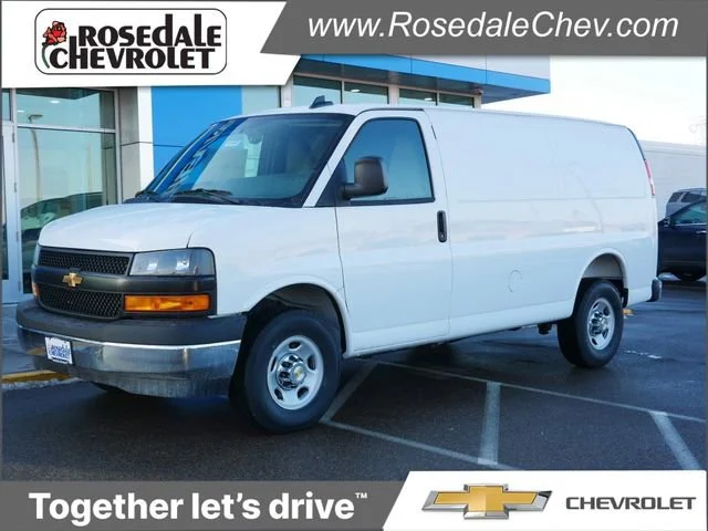 2025 Chevrolet Express 3500 Work Van HD's photo