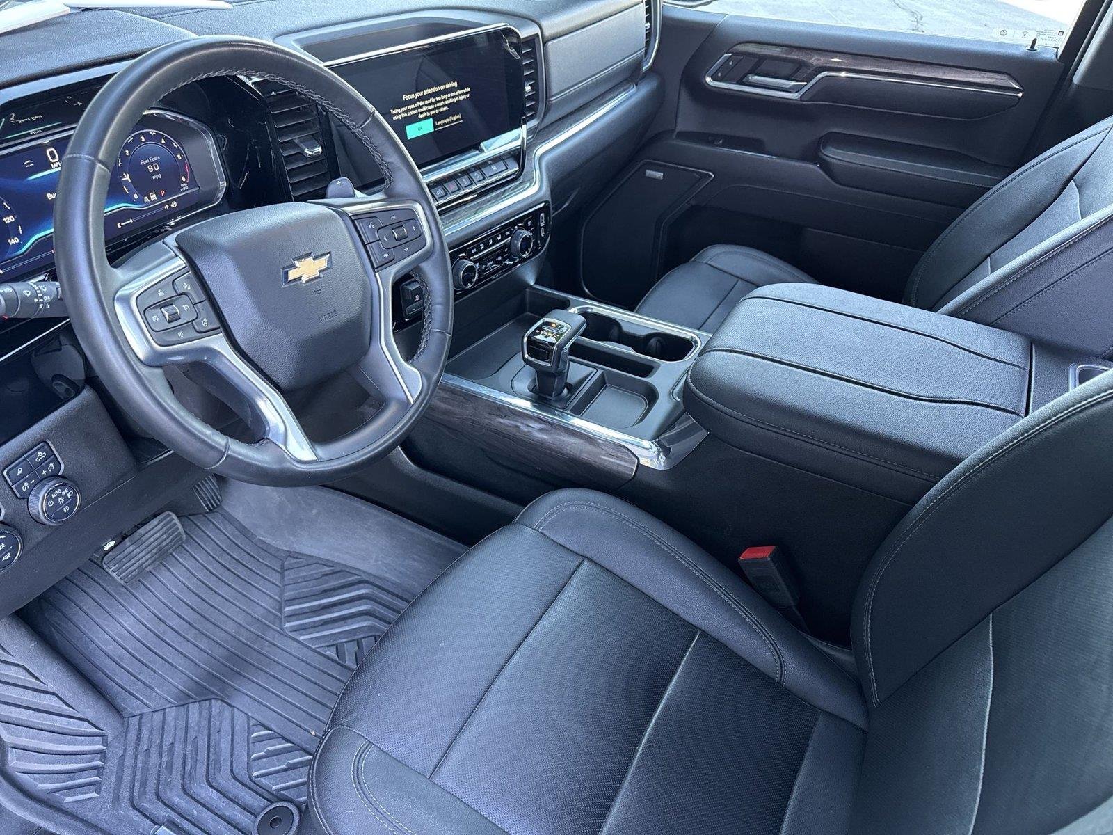 2024 Chevrolet Silverado 1500 LTZ - Photo 10