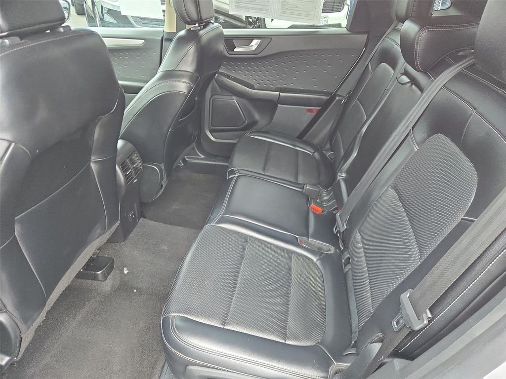 Used 2020 Silver Ford SEL image 16