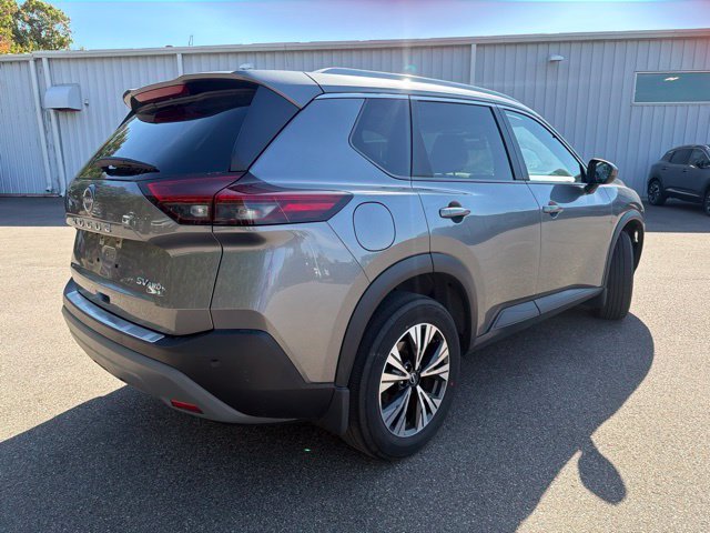 Used 2023 Gun Metallic Nissan SV image 2