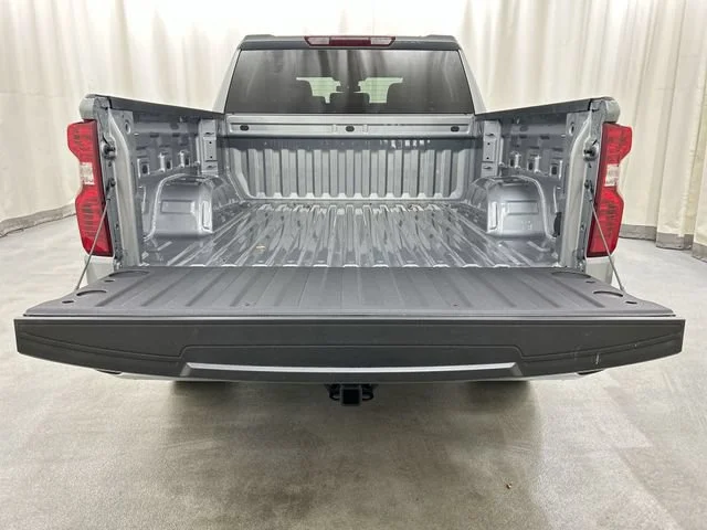 New 2026 Sterling Gray Metallic Chevrolet LT (2FL) image 7