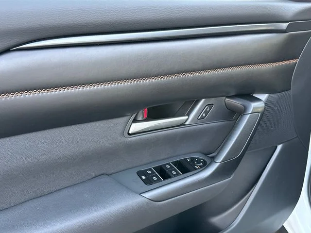 New 2026 Wind Chill Pearl Mazda Premium AWD image 9