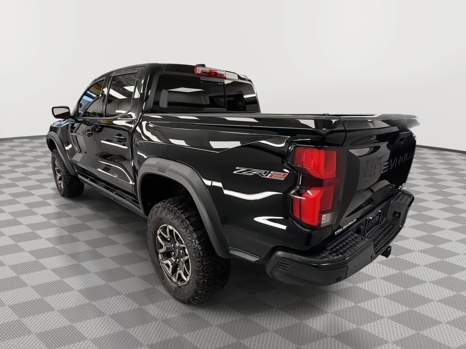 2024 Chevrolet Colorado ZR2 - Photo 9