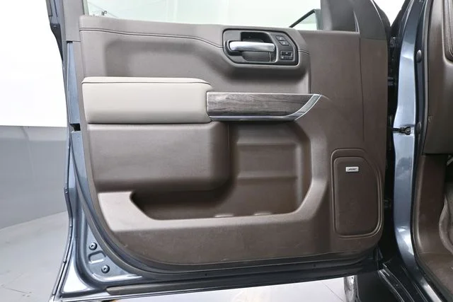 Used 2020 Gray Chevrolet LTZ image 22