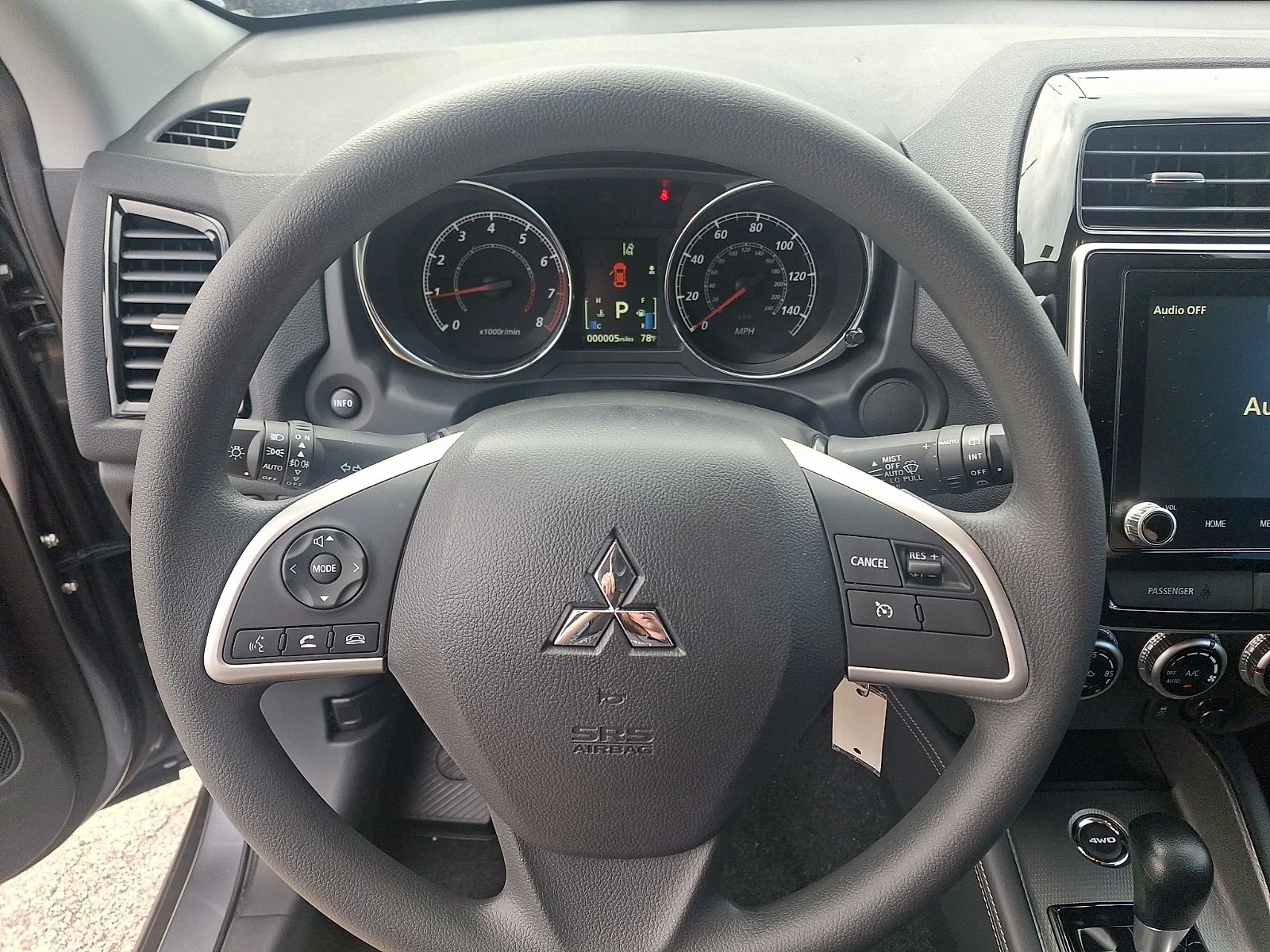 New 2027 Gray Mitsubishi 2.0 ES image 16