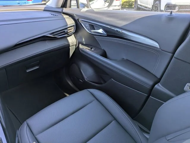New 2026 Summit White Buick Preferred image 19