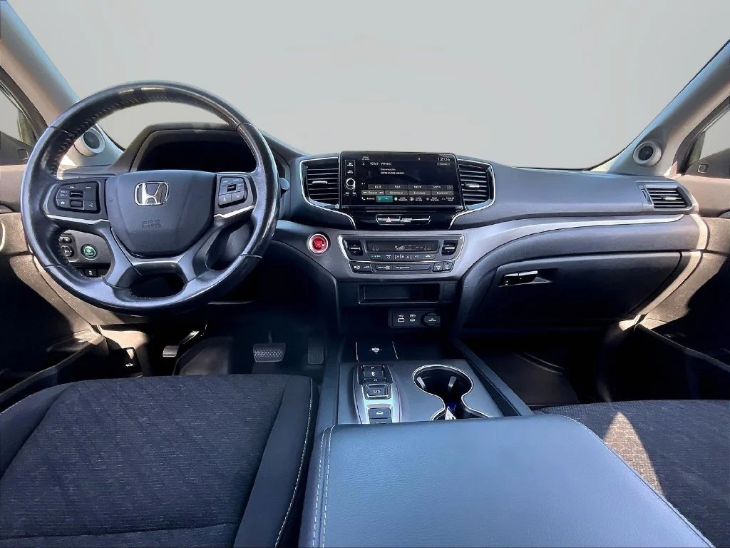 Used 2025 Black Honda Sport image 9