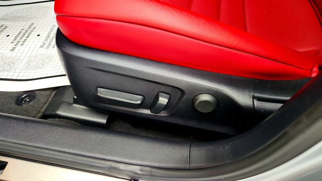 Used 2023 Iridium Lexus IS 350 F SPORT RWD image 12