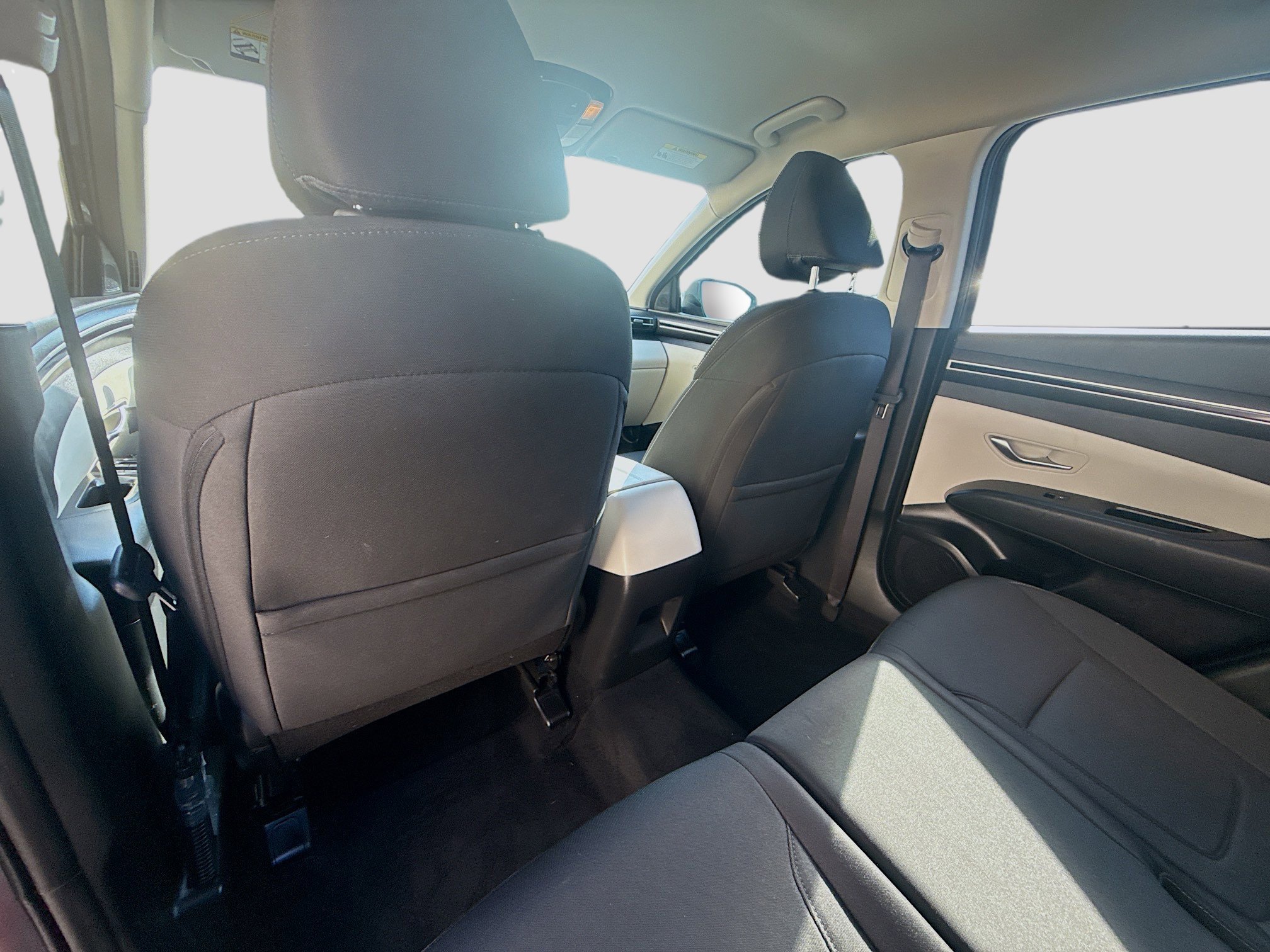 Used 2024 Hampton Gray Hyundai SE image 21