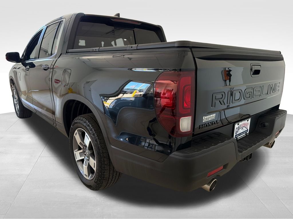 Used 2024  Honda RTL image 4