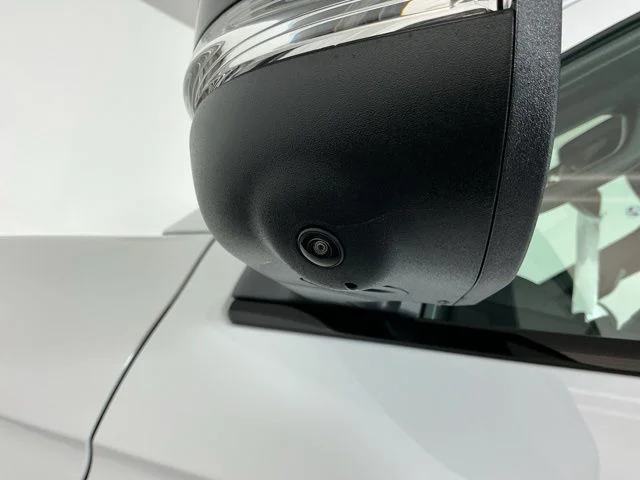 New 2026 Oxford White Ford Tremor image 9