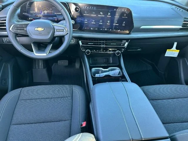 New 2026 Mosaic Black Metallic Chevrolet LT image 6