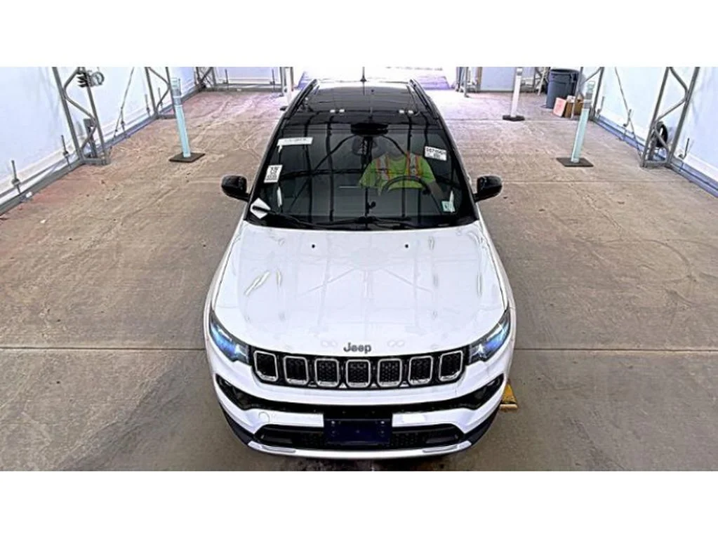 Used 2023 White Jeep Limited image 2